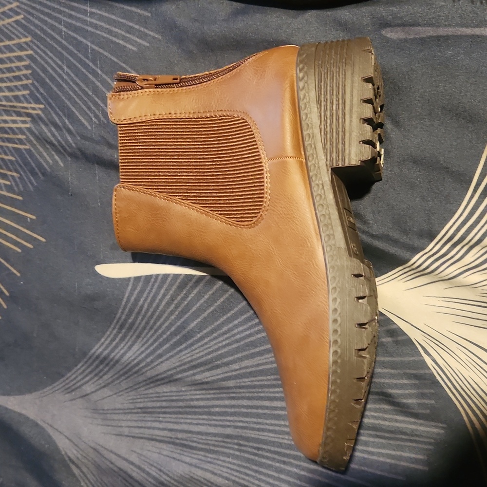 Chelsea boots